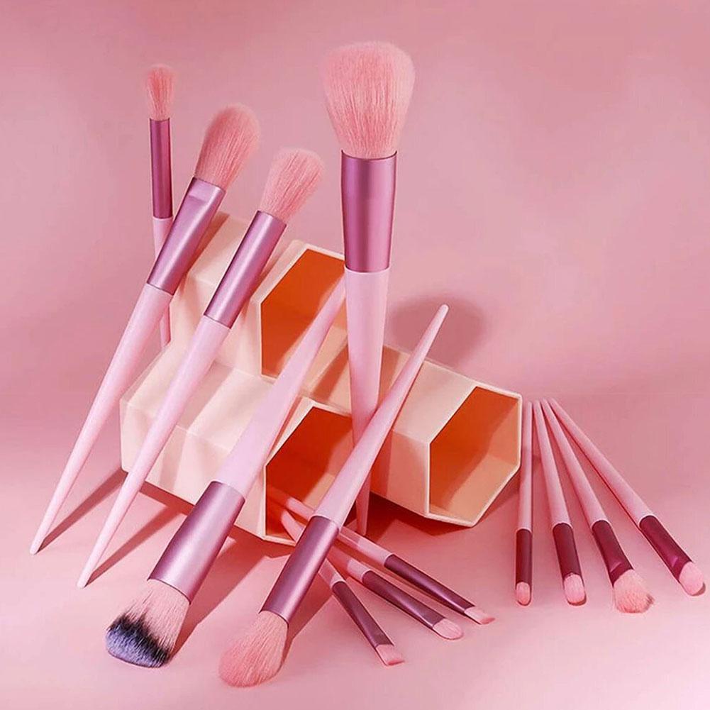 Beauty Makeup Egg - Set de 33 Brochas y Esponjas