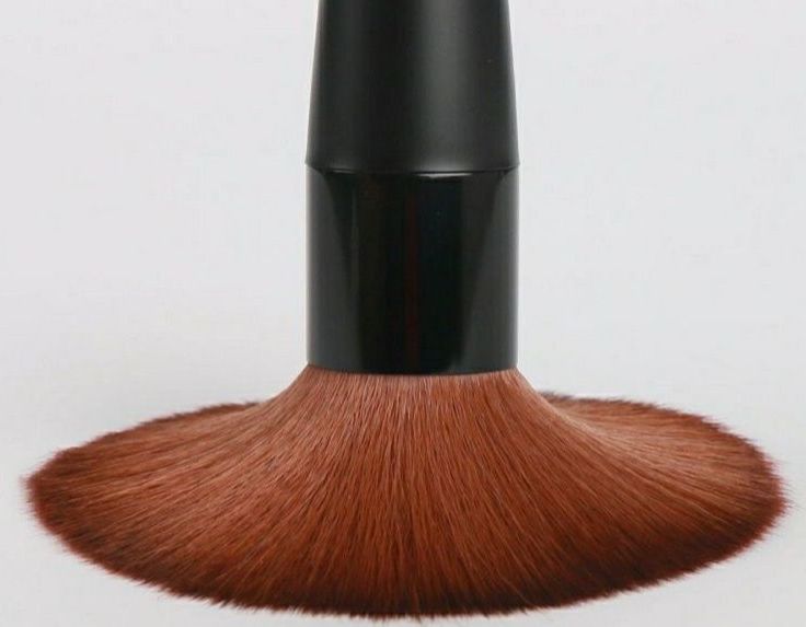 Cepillo para decoración de uña - Blush Brush Kabuki reseña y precio