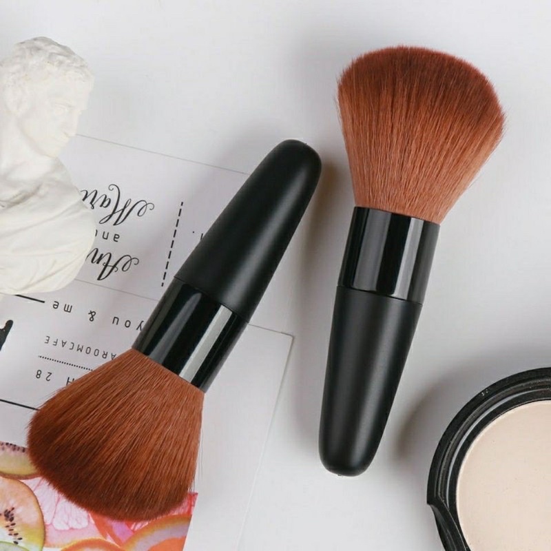 Cepillo para decoración de uña - Blush Brush Kabuki reseña y precio